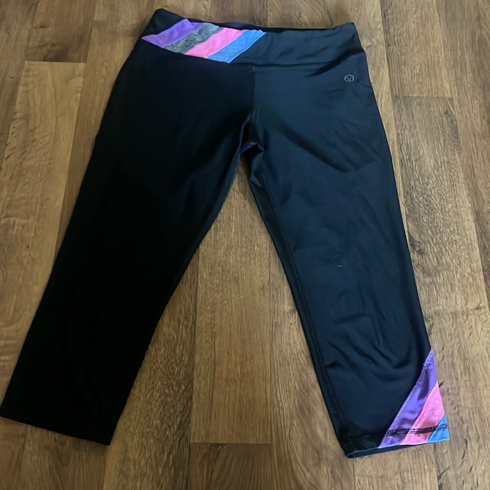VOGO Cropped Yoga Pants